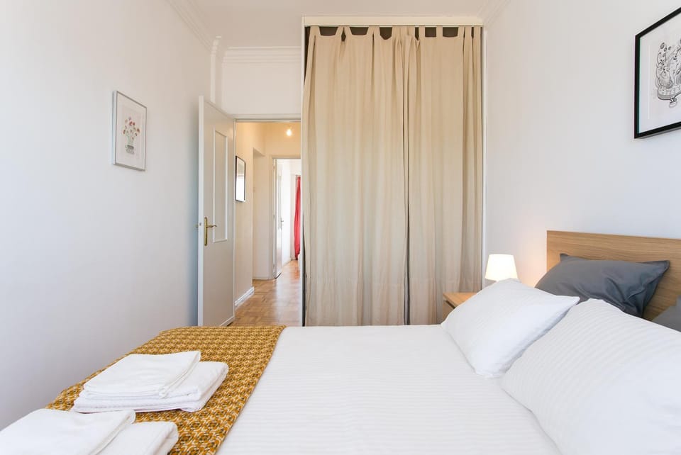 Bed, Decorative detail, Bedroom