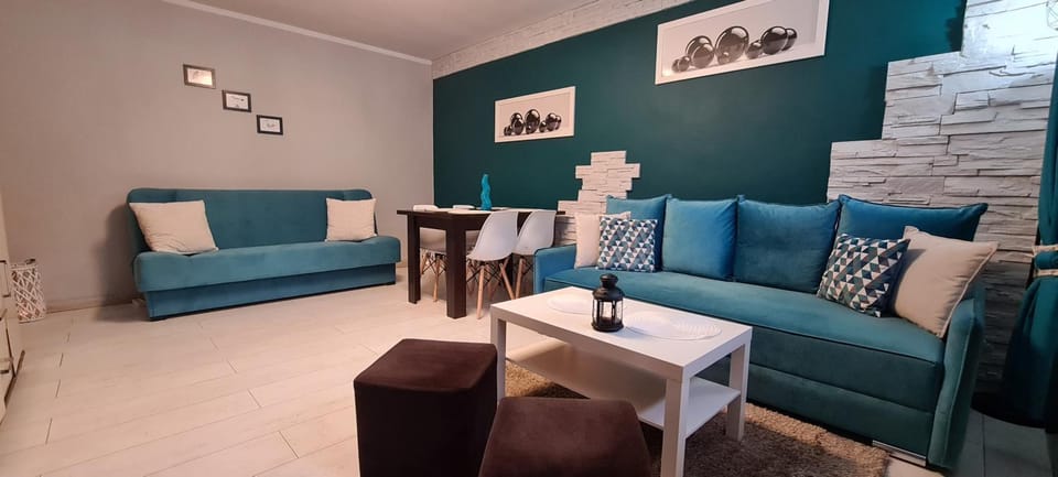 Quiet Basement Apartment Apartment in Poznan