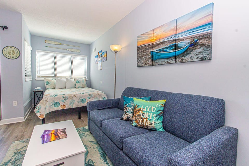 Fully Updated Direct Ocean Front Studio with Panoramic Views Palace Resort 602 House in Myrtle Beach
