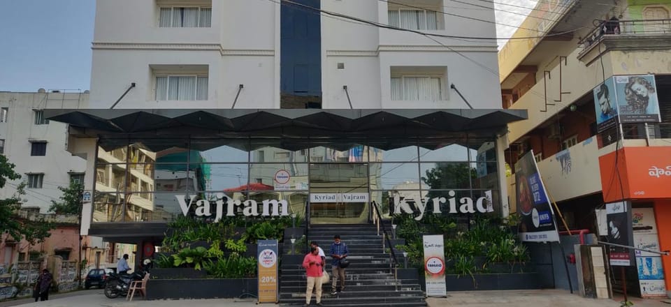 Kyriad Vajram Guntur Apartment in Guntur