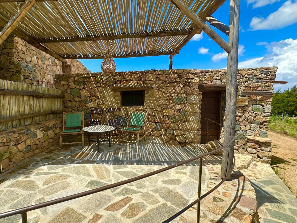 Property building, Facade/entrance, Day, View (from property/room), Balcony/Terrace, Living room
