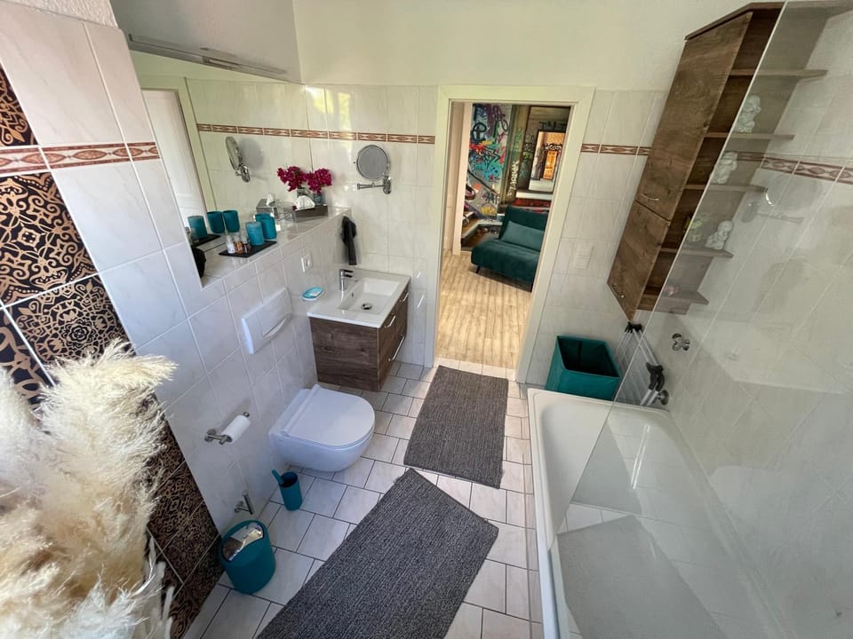 Bathroom, Bath