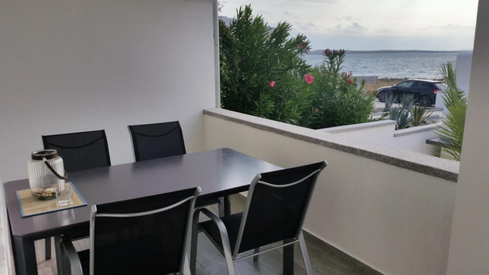 Balcony/Terrace, Seating area