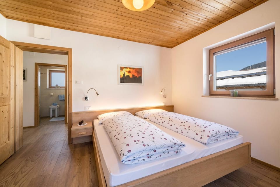 Property building, Living room, Bedroom