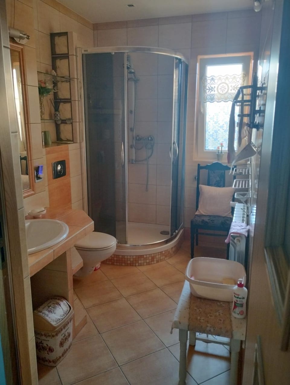 Shower, Bathroom, towels
