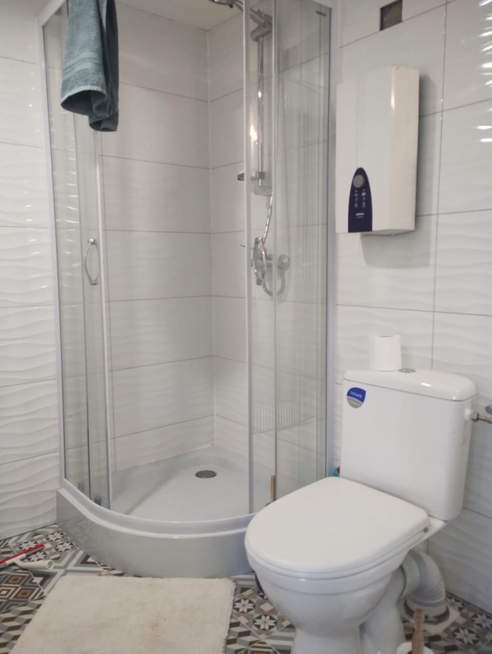 Shower, Toilet, Bathroom