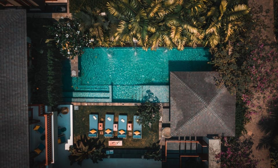 Property building, Swimming pool