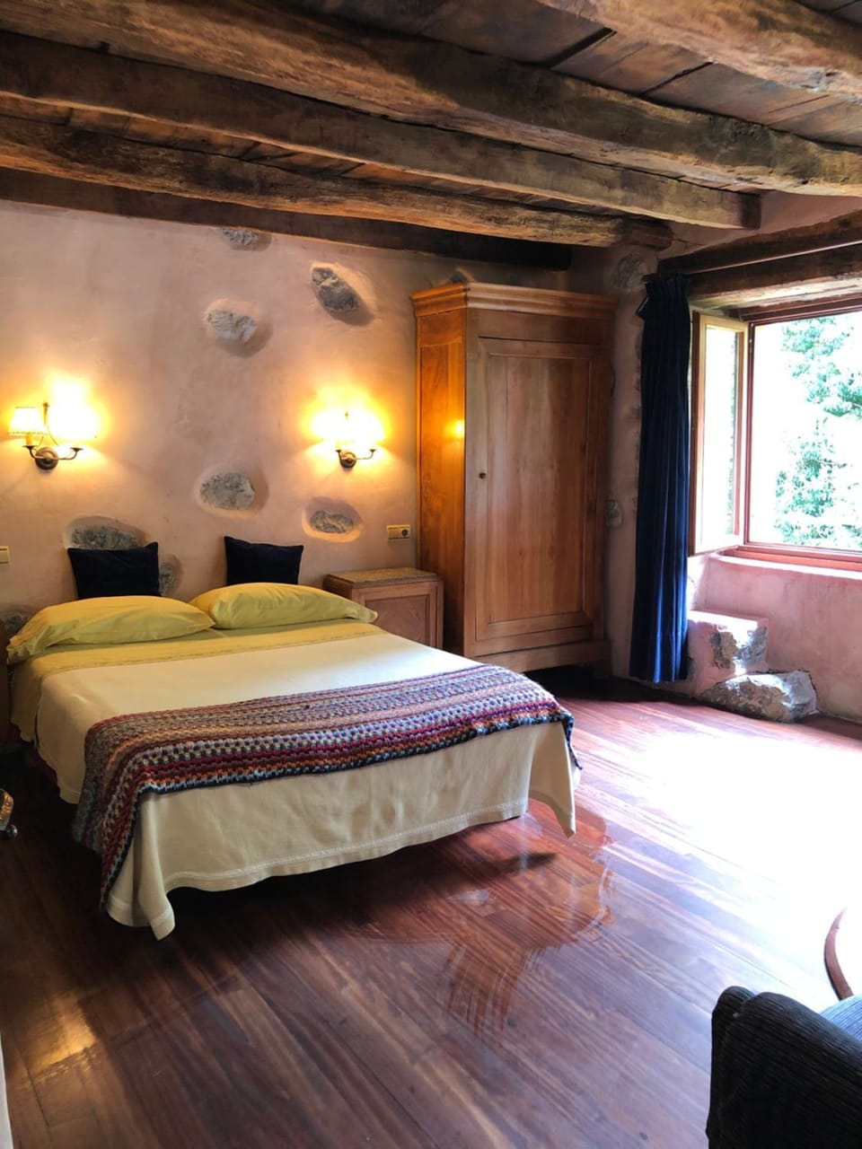 Bed, Bedroom