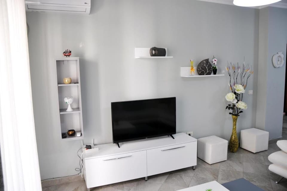 Modern Summer Apartment Apartment in Tirana County, Albania