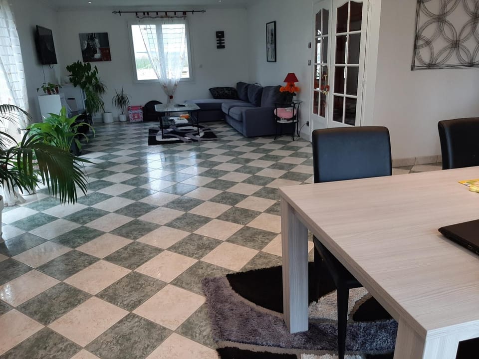 Lounge or bar