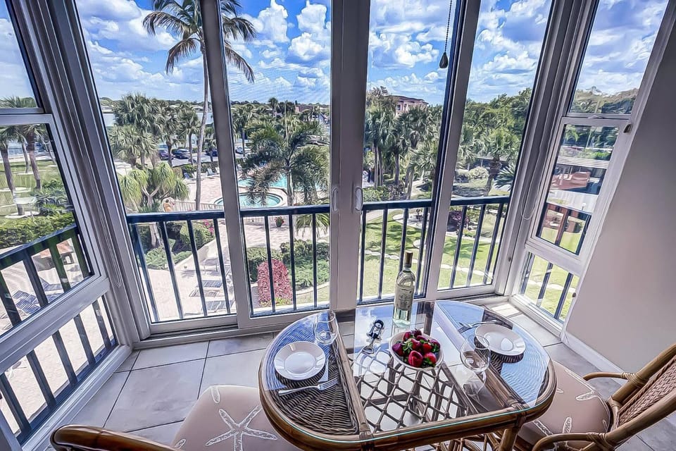 Harbor Towers 3rd Fl Views of the Bay House in Siesta Beach