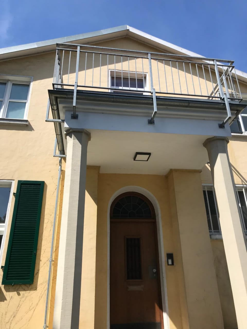Property building, Facade/entrance