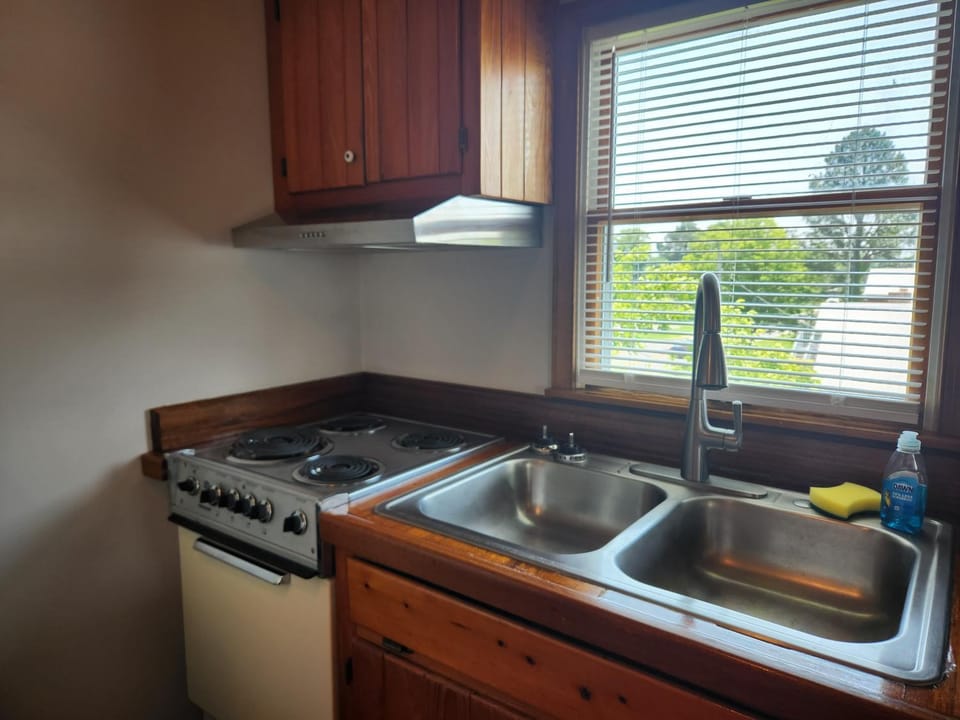 Kitchen or kitchenette, stove