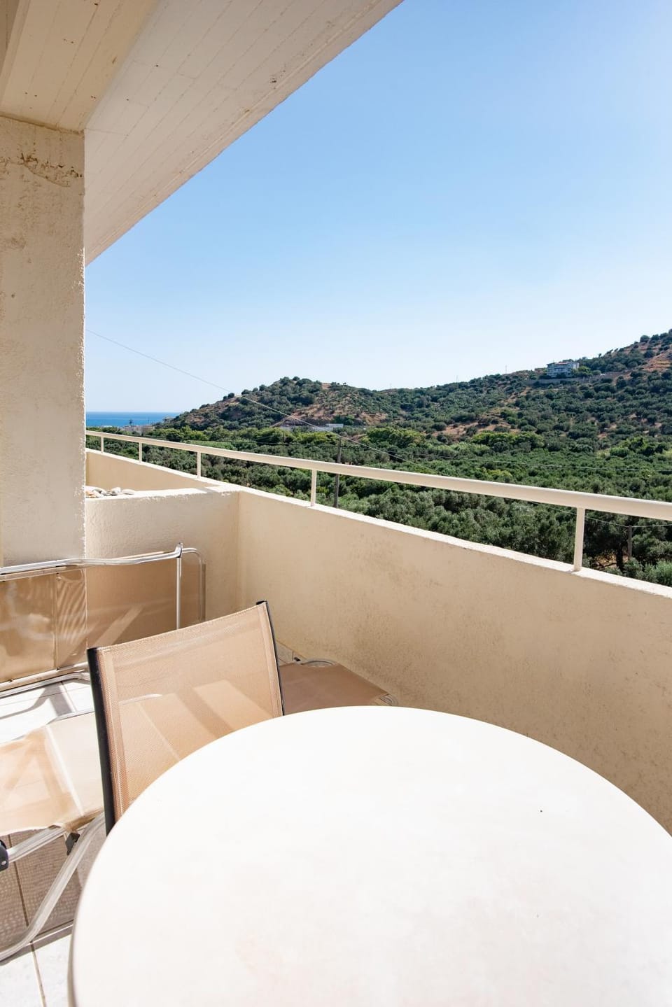 Day, Natural landscape, View (from property/room), Balcony/Terrace, Dining area, Mountain view, Sea view