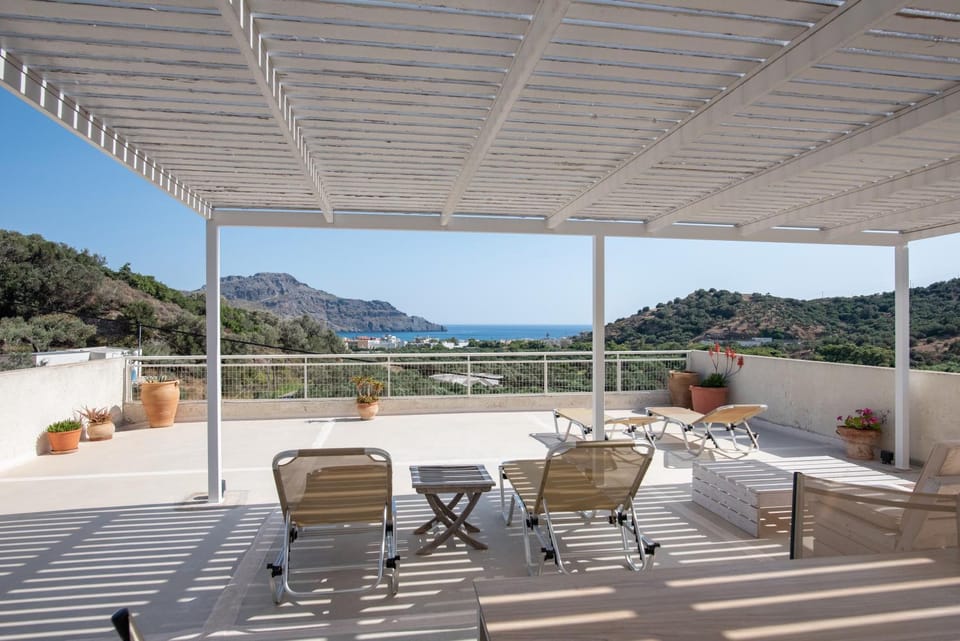 Day, Natural landscape, View (from property/room), Balcony/Terrace, Seating area, Mountain view, Sea view