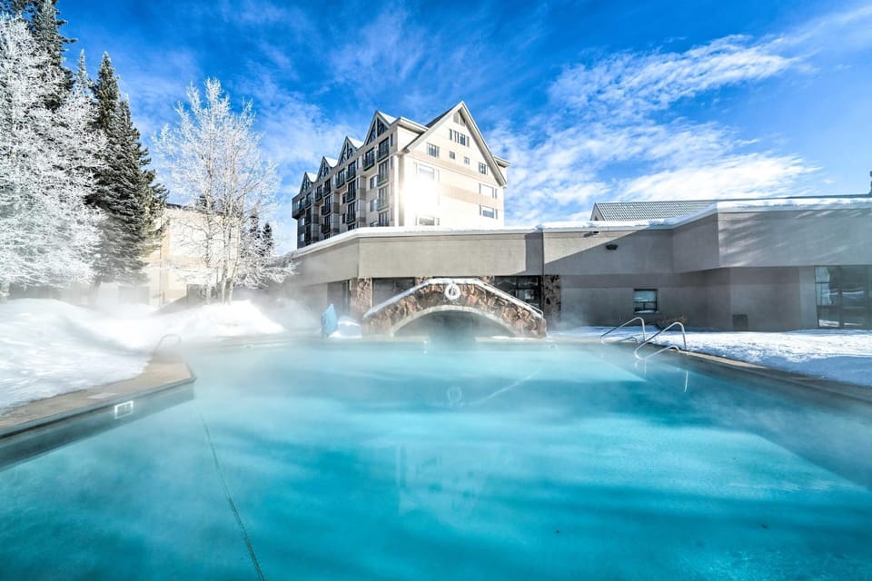 Big Sky Ski-In/Ski-Out Condo w/ Mountain Views! House in Big Sky