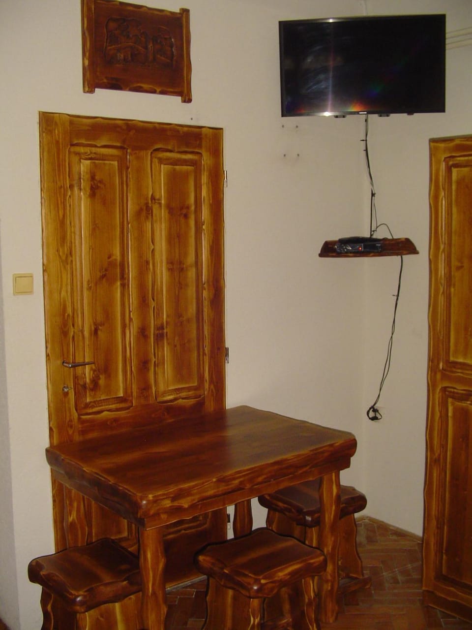 TV and multimedia, Seating area