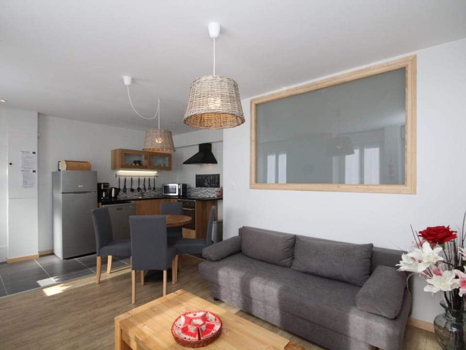 Mont-Dore: Agréable T2 avec Wifi et Box TV - FR-1-608-90 Apartment in Auvergne-Rhône-Alpes