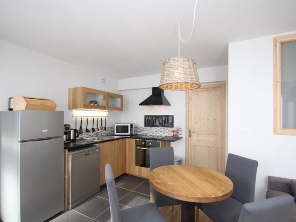 Mont-Dore: Agréable T2 avec Wifi et Box TV - FR-1-608-90 Apartment in Auvergne-Rhône-Alpes