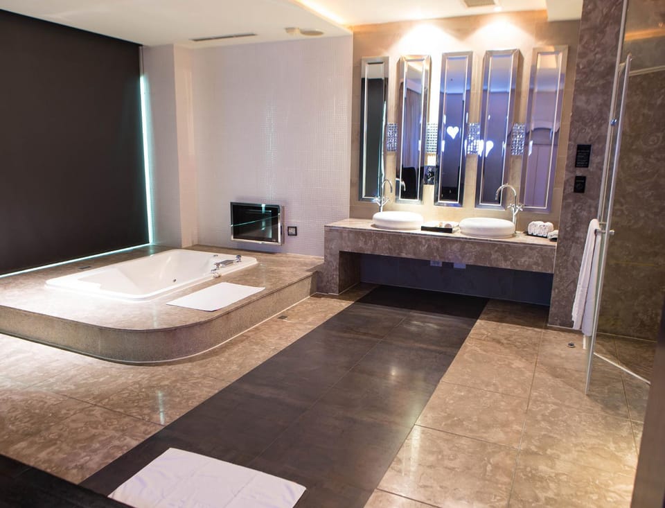 All-Ur Boutique Motel - KaoHsiung Branch Motel in Kaohsiung
