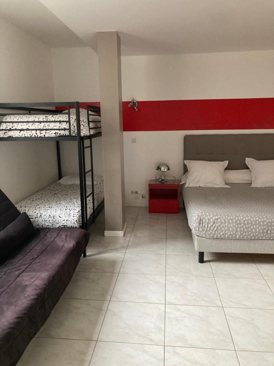 Photo of the whole room