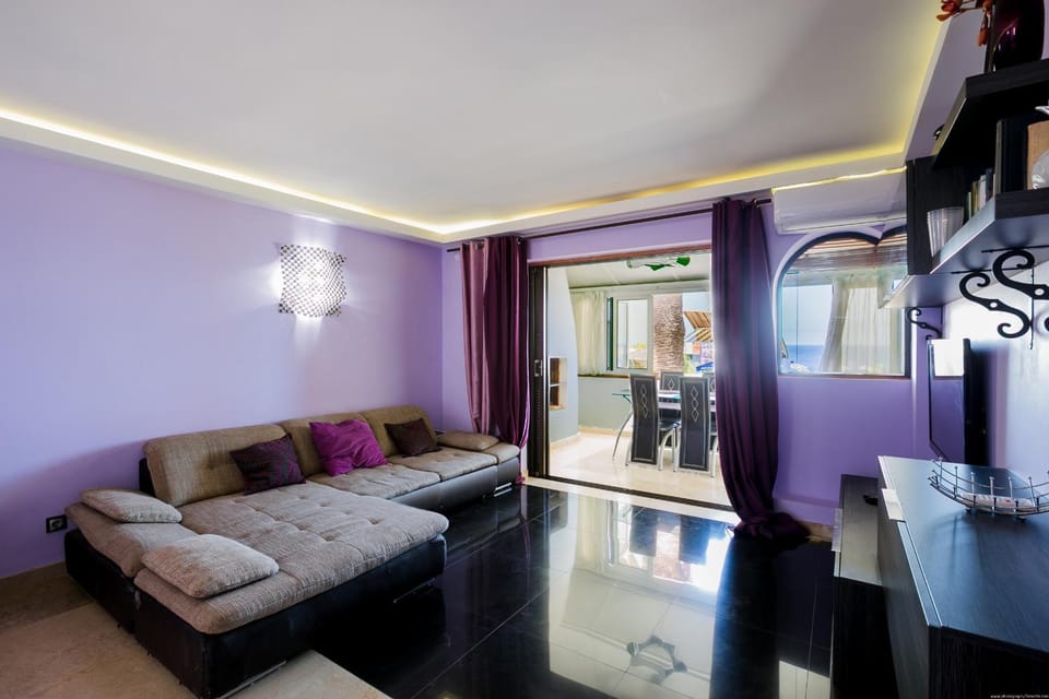 Balcony/Terrace, Living room