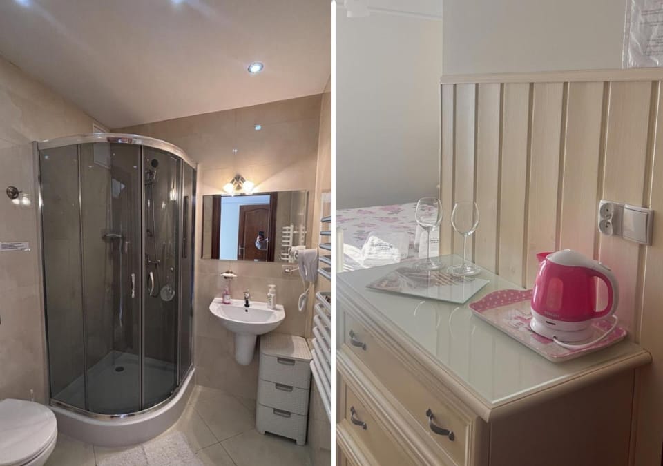 Shower, Toilet, Bathroom, towels