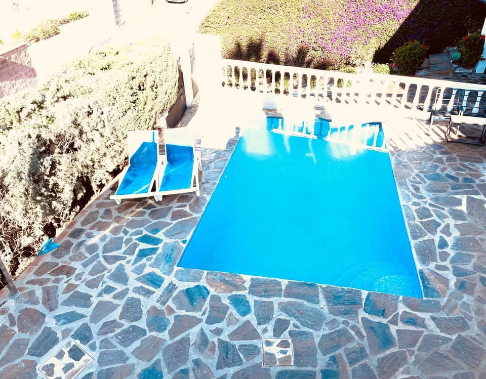 Balcony/Terrace, Pool view, Swimming pool