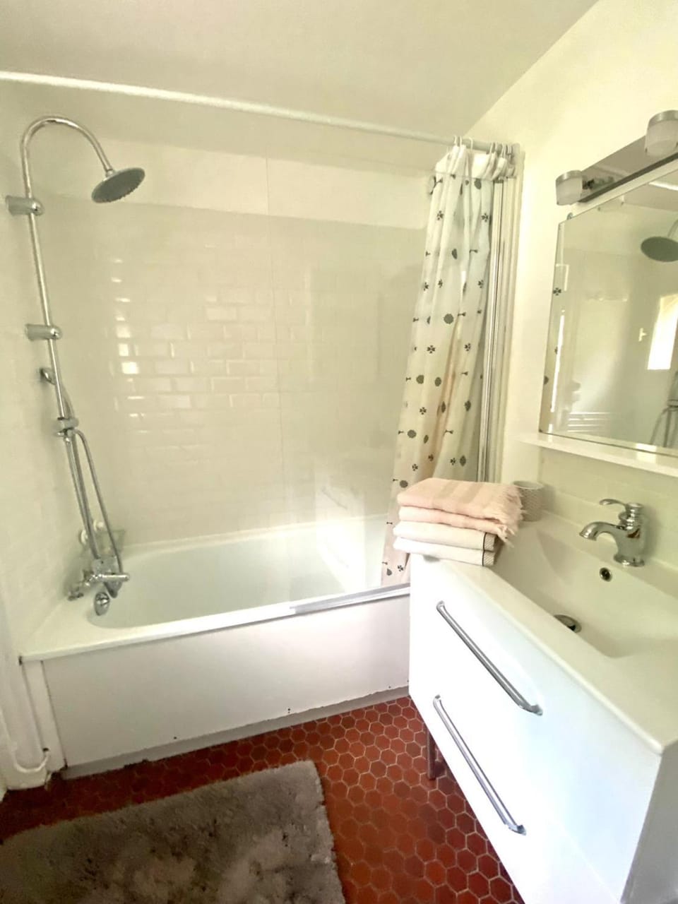 Bathroom, Bath