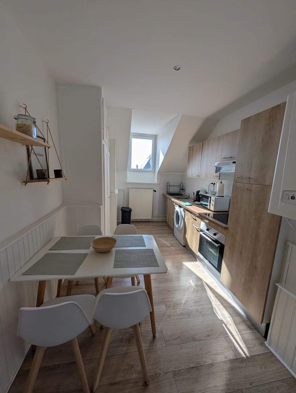 Dining area, stove, kitchen