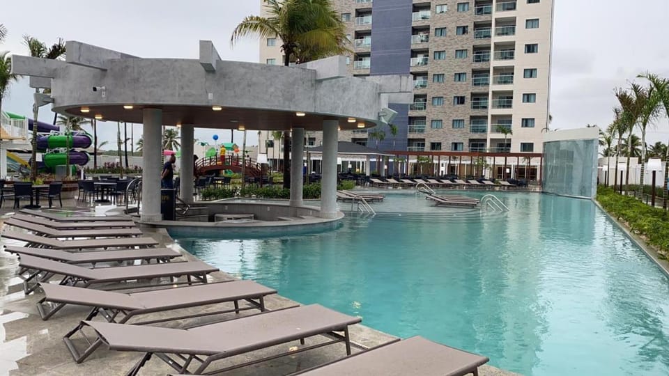 Swimming pool, sunbed
