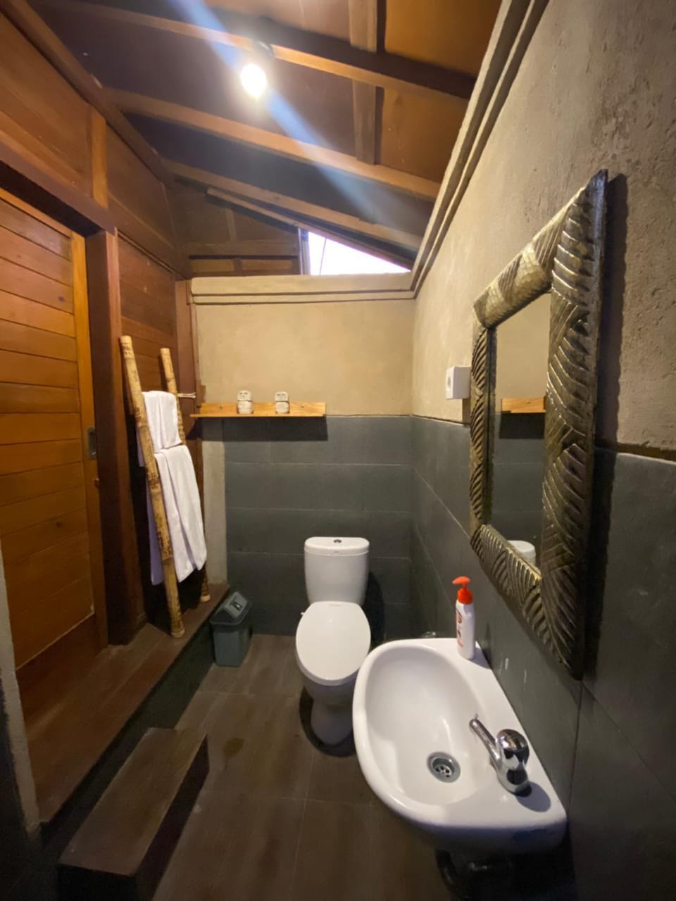 Kubu Bakas Guest House Bed and Breakfast in Bali
