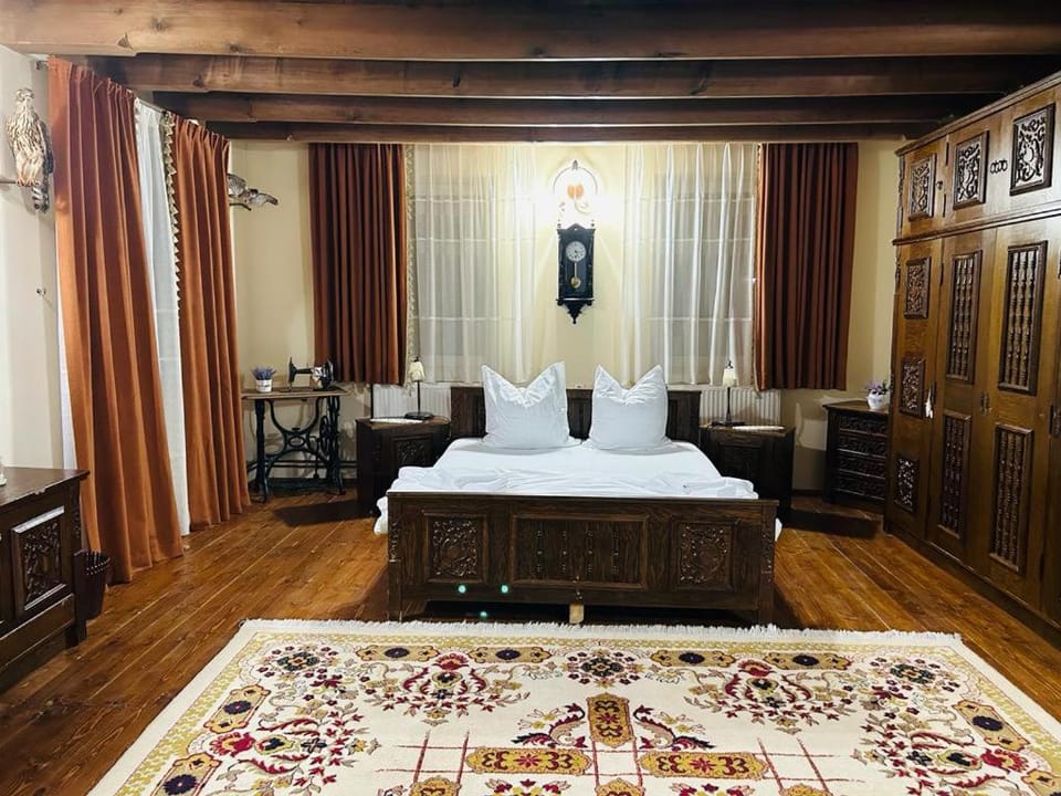 Pensiunea Rozalia Bed and Breakfast in Brașov County