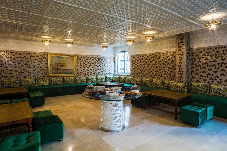 Banquet/Function facilities, Seating area