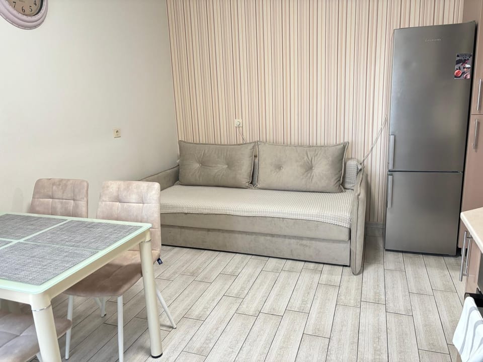 Апартаменти люкс в центрі, на вулиці Набережна,10 ,замок Любарта Apartment in Ukraine