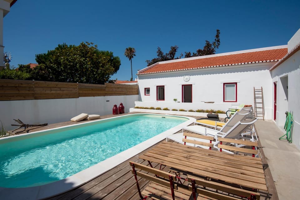 Patio, Pool view, Swimming pool, sunbed