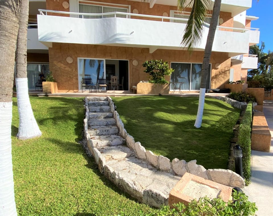 Garden, Garden view