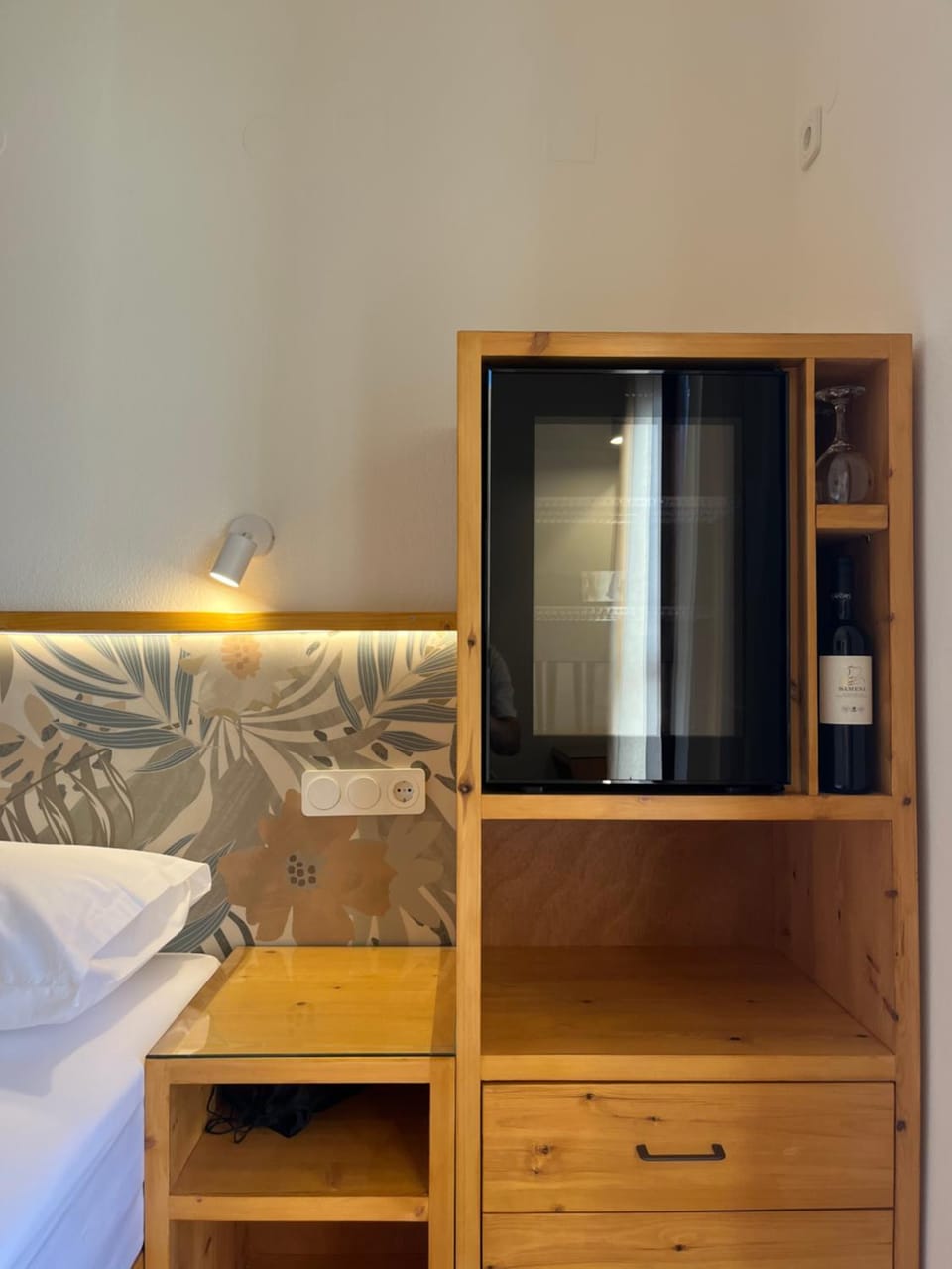Pansion Giannis Perris Bed and Breakfast in Samos, Greece