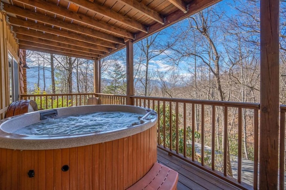 Happy Trails Stunning Smoky Mtn Views Hot Tub Game Room Resort Pools Chalet in Sevier County