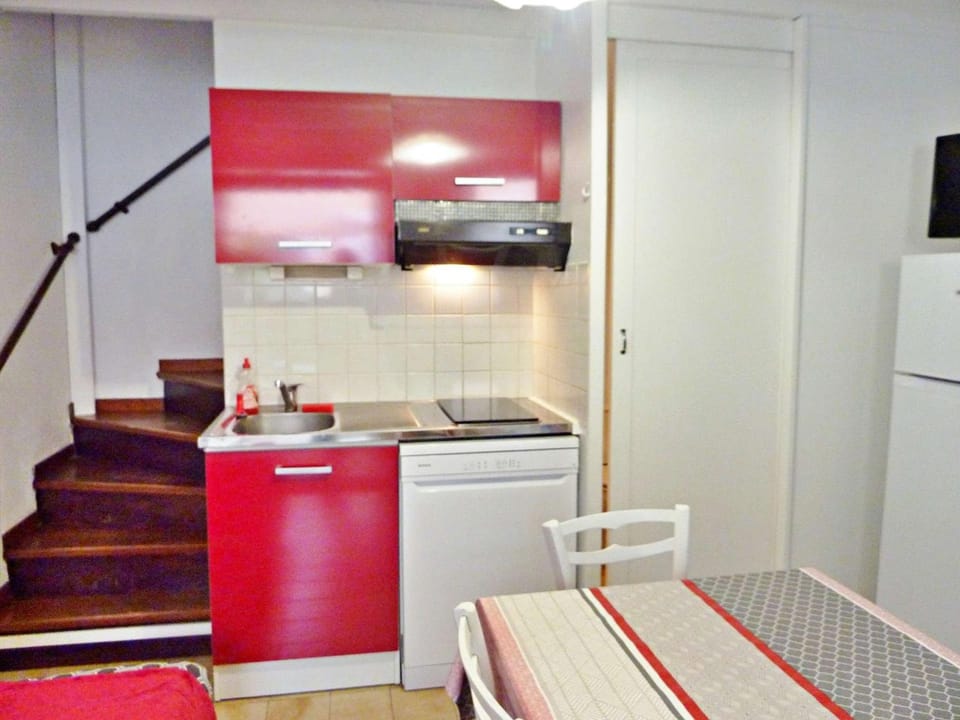 Maison climatisée proche plage, terrasse, parking privé - FR-1-387-167 Apartment in Marseillan