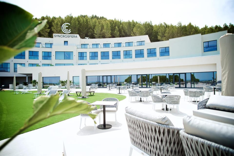 Natural landscape, Balcony/Terrace, Lounge or bar