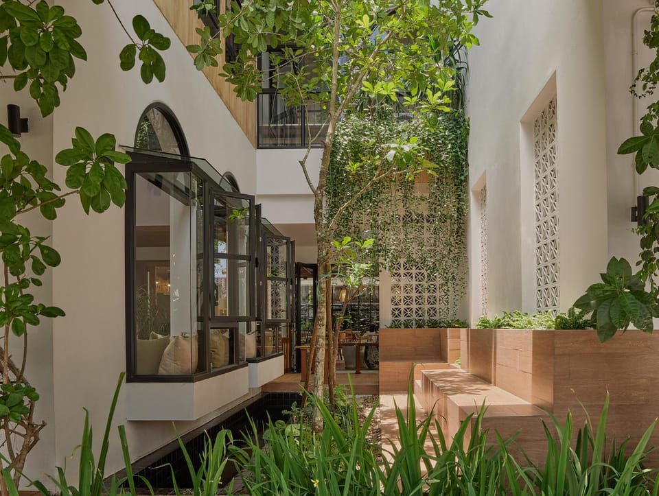 Property building, Day, Garden, Garden view