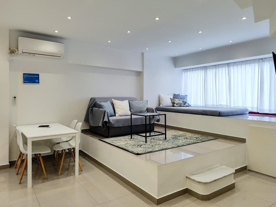 Living room, Seating area, Dining area, air conditioner