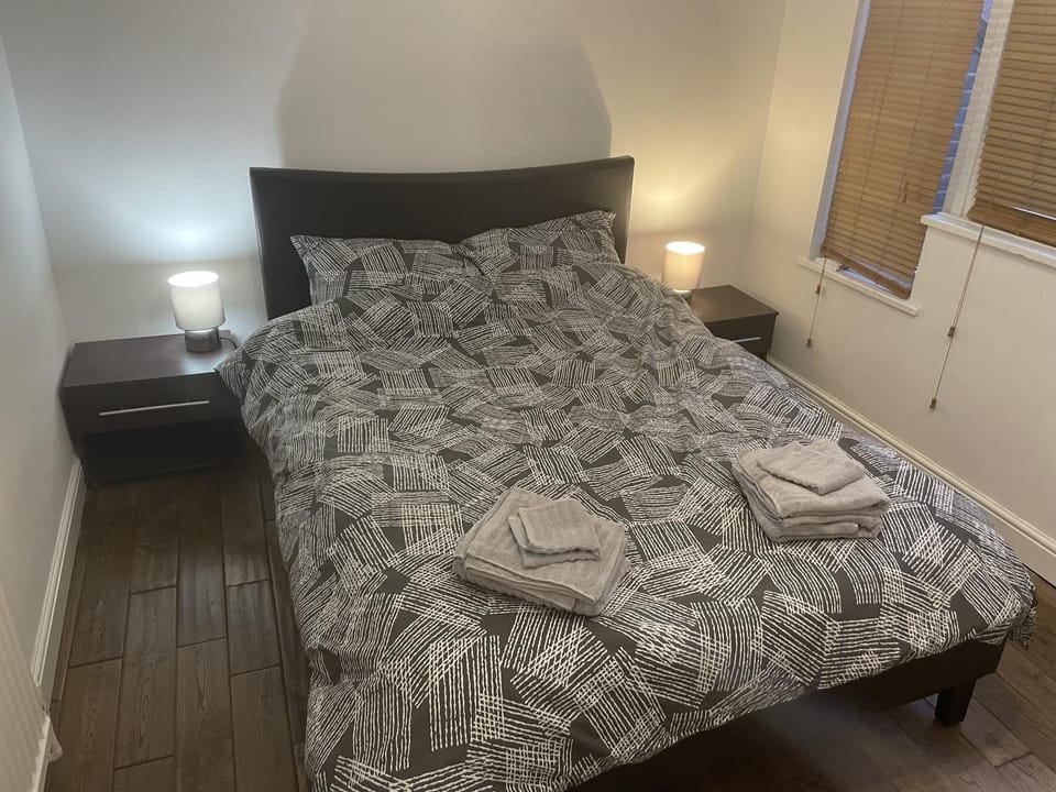 Beautiful apartment right off of Broadway Market Apartment in London Borough of Hackney