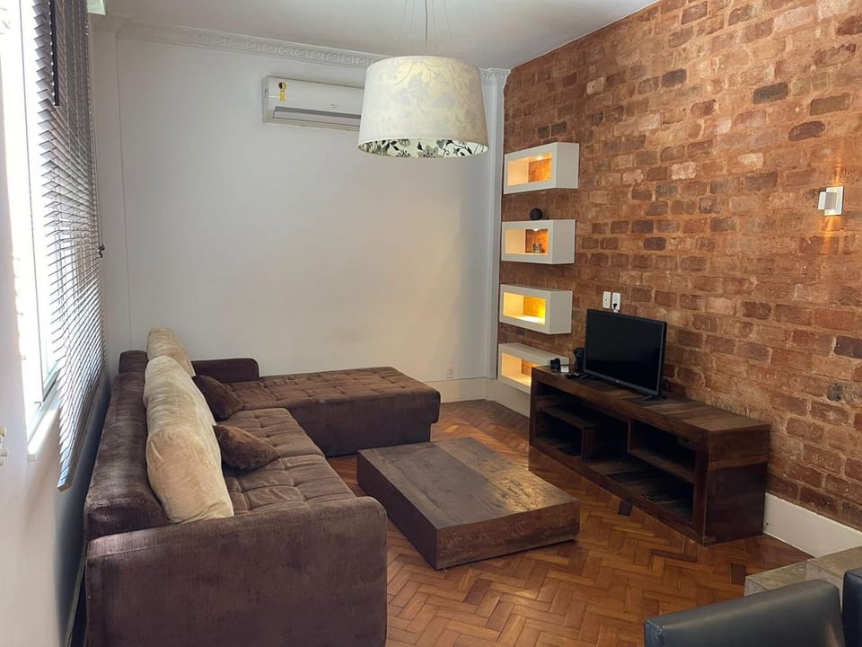 Duplex Ipanema Vinícius de Moraes Apartment in Rio de Janeiro