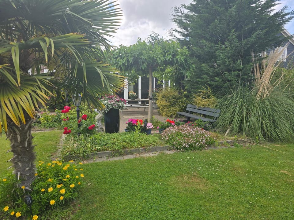 B&B WELKOM with or no breakfast Bed and Breakfast in Zeeland, Netherlands