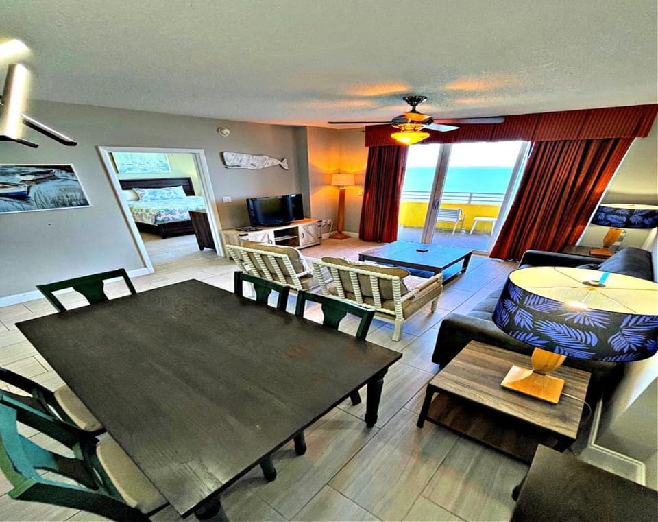 Wyndham Ocean Walk Resort - Your Happy Place - 3 BR Direct Oceanfront 5242 Apartment in Florida