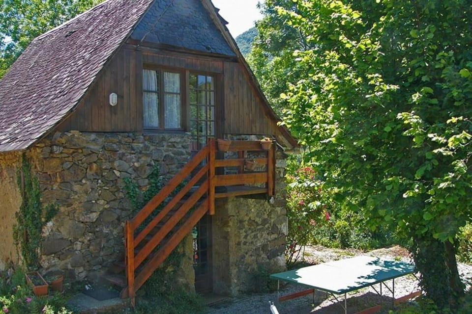 Gîte Les Papillons House in Occitanie