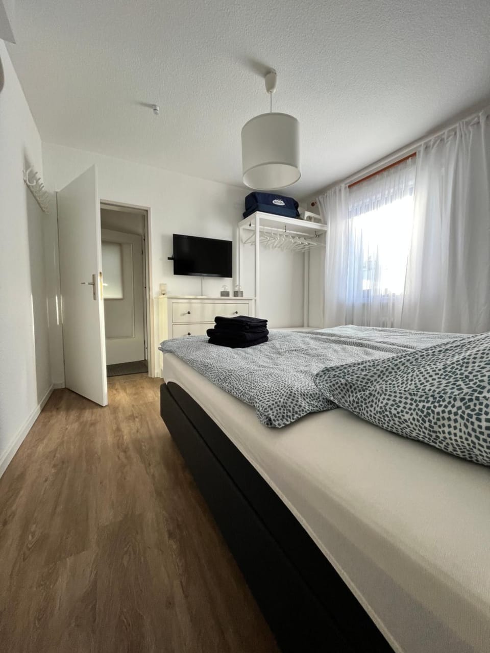 Bedroom, wardrobe