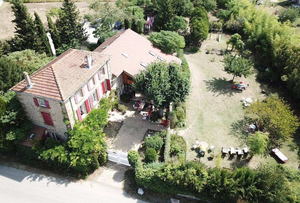 Facade/entrance, Bird's eye view, Garden